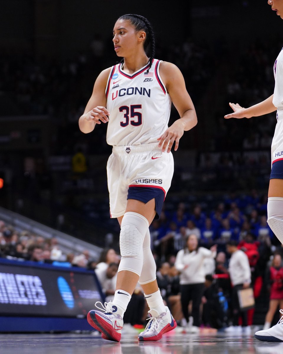 Azzi Fudd's Explosive NCAA Comeback: Is She a Game Changer?