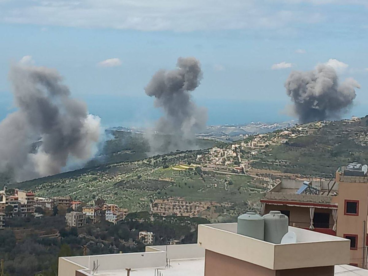 Breaking: Israeli Airstrikes Strike Southern Lebanon Amid Rising Tensions