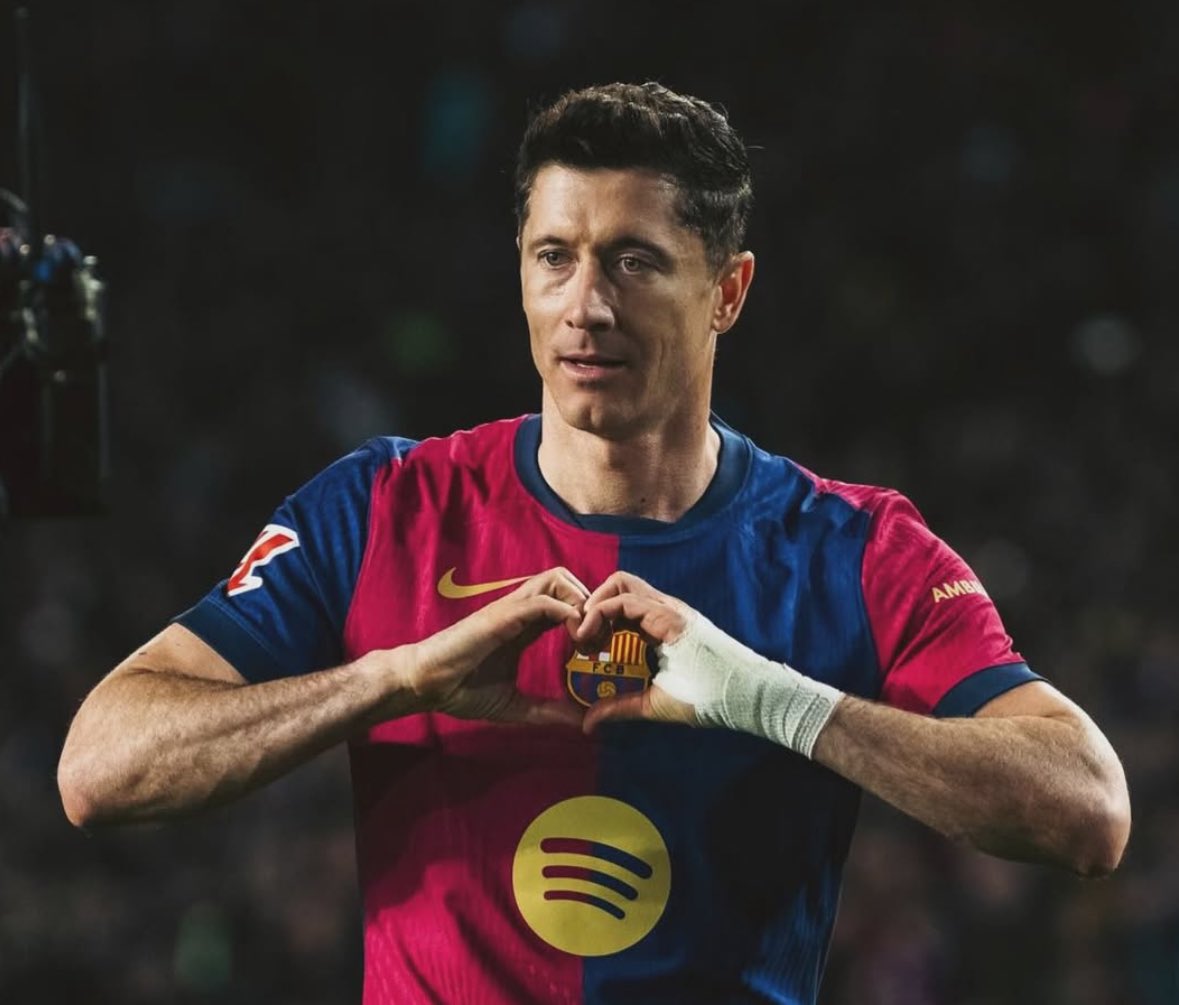 Lewandowski's 40 Goals at Barcelona: Is He the GOAT or Just Lucky?