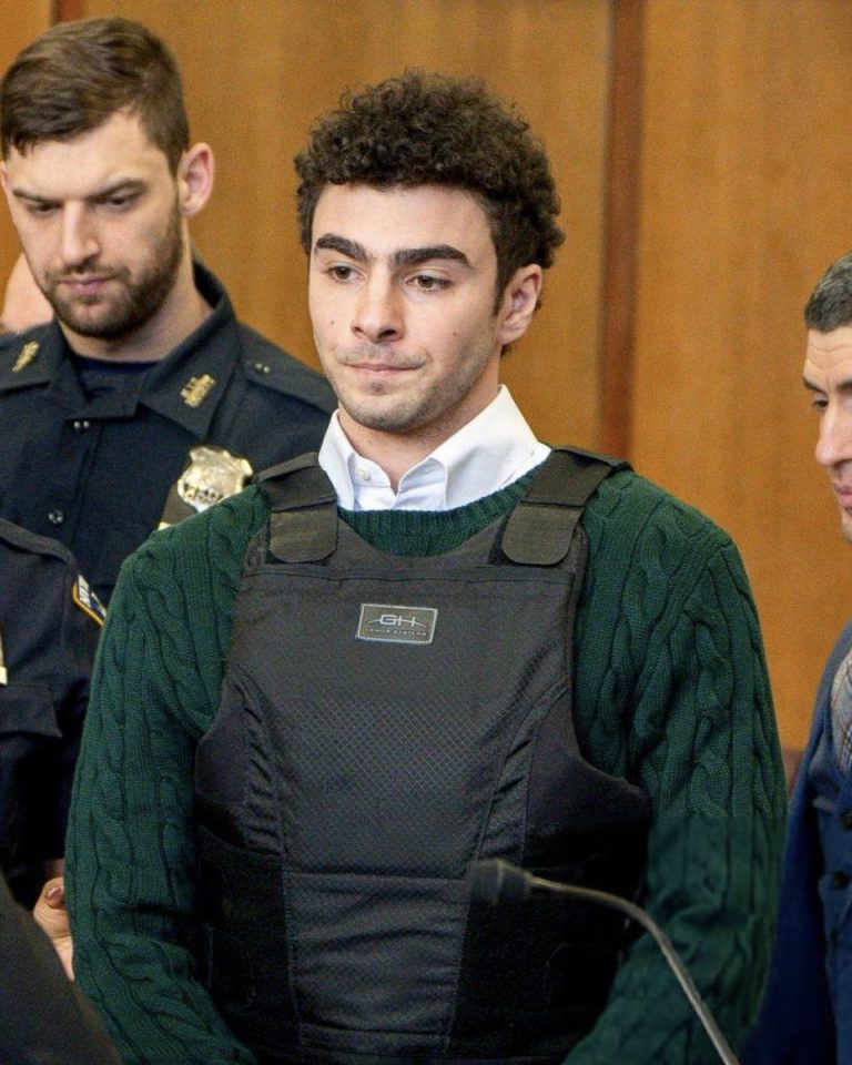 Luigi Mangione’s Fair Trial Rights Violated: Evidence Hidden!