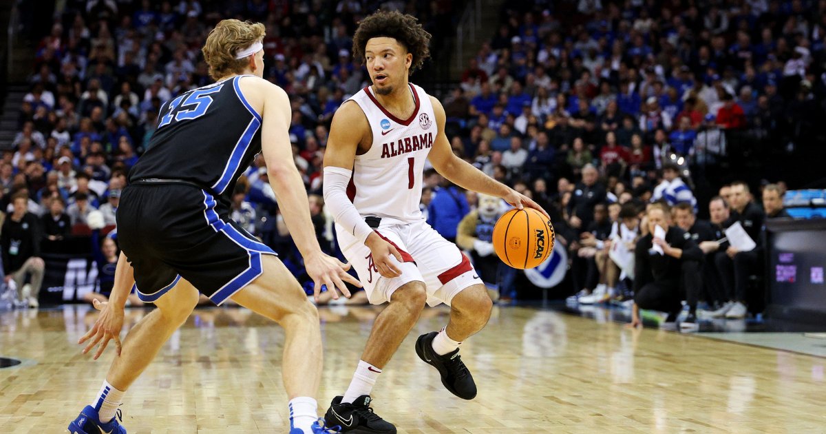 Mark Sears Defies Odds: Controversial Comeback to Elite Eight!