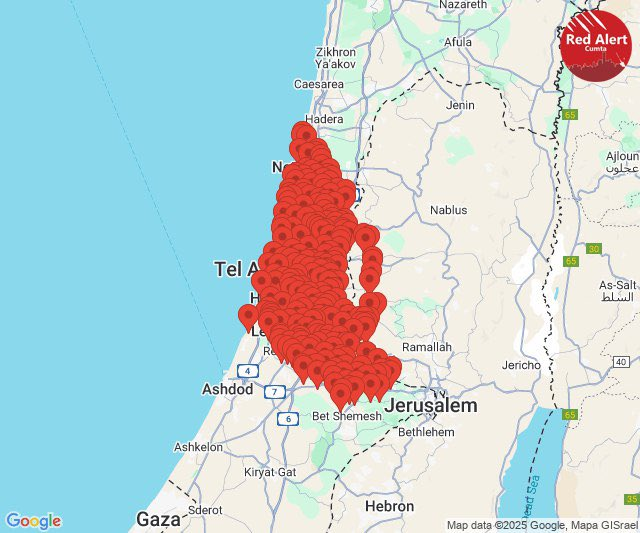 Missile Madness: Tel Aviv Under Siege as Houthis Strike!  
Citizens Panic, Sirens Sound: Intercepted Missile Chaos Unfolds