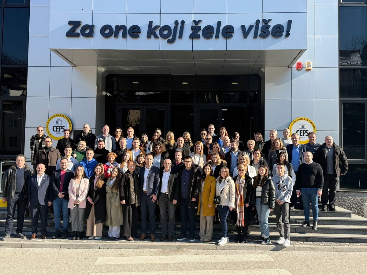 Outrage Erupts: Sarajevo Workshop Arms Teachers Against Students!