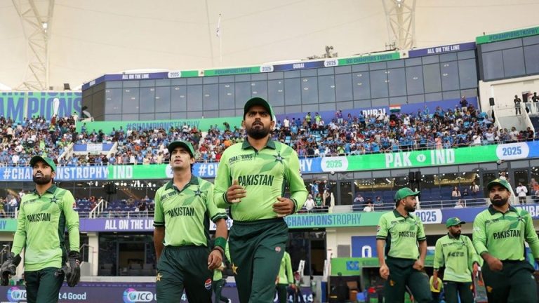 Pakistani Cricket Star's Shocking $3,000 Bat Payment Scandal!