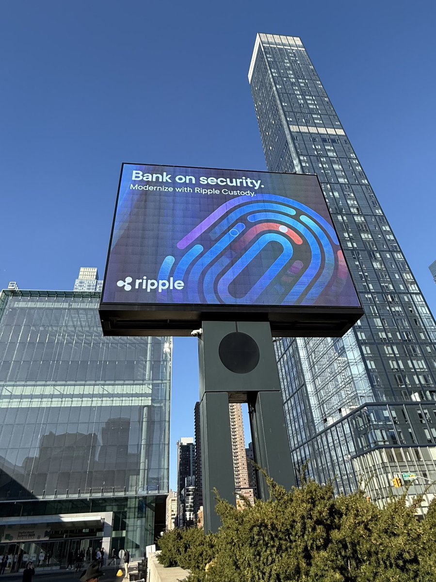 Ripple's Controversial NYC Ad: Revolutionizing Finance or Risking It?