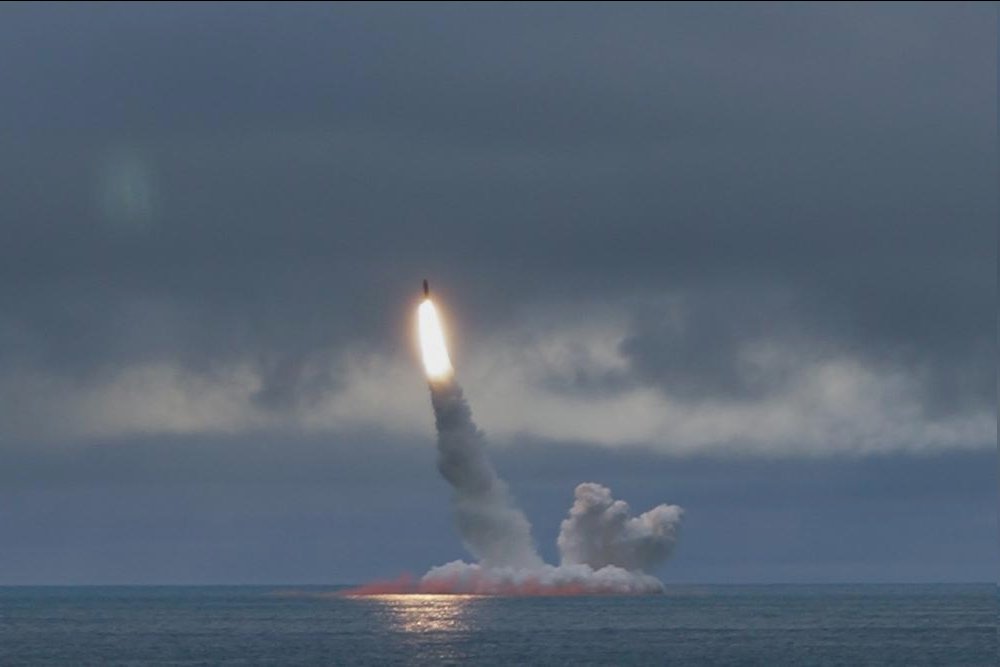 Russia's Bold Move: 3 Submarines Armed with Kalibr Missiles!