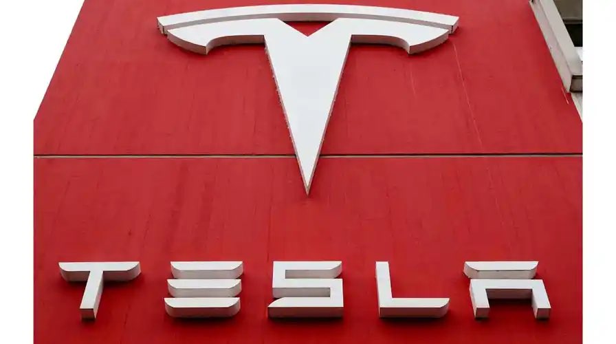 🚨 Shocking Discovery: Explosives Found at Austin Tesla Dealership!