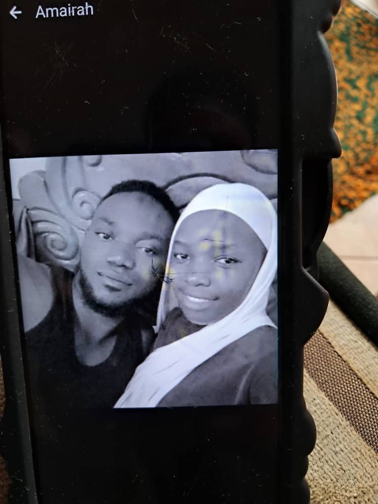 Shocking Murder: Man Poses with Victim Before Hotel Killing!