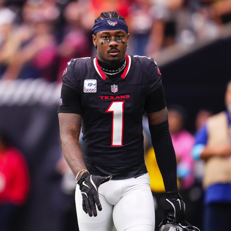 Stefon Diggs Shocks NFL: Joins Patriots on $69M Deal!