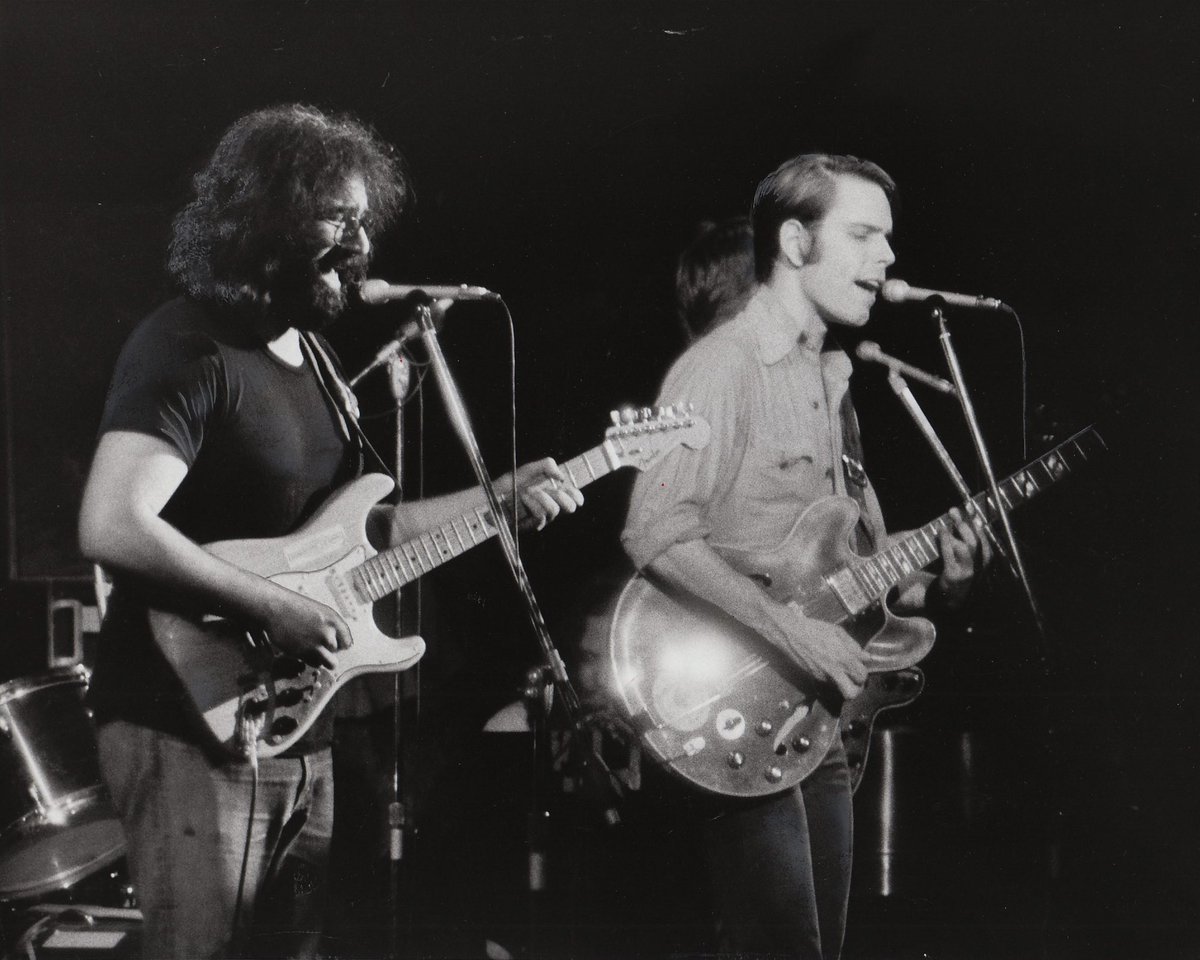 The Dead's 1972 NY Takeover: A Musical Revolution or Chaos?