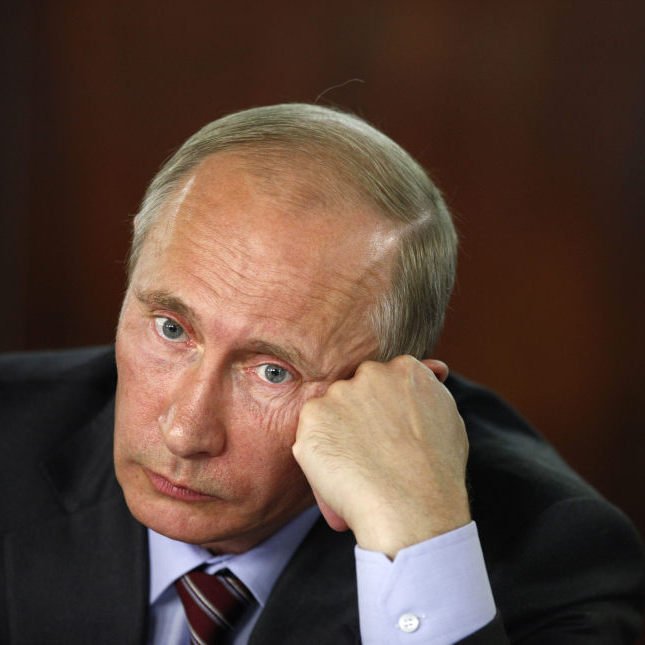 BREAKING: Russia's Oil Price Plummets, Threatening Kremlin's Budget!