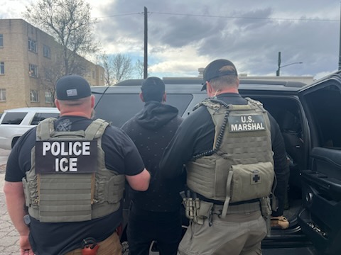 Fugitive from Aurora ICE Escape Captured: Controversy Erupts!