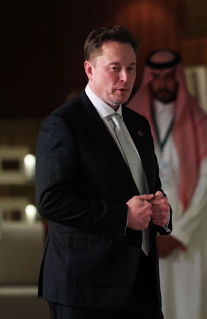 BREAKING: Elon Musk Hits $419B, Eyes Trillionaire Status by 2027!