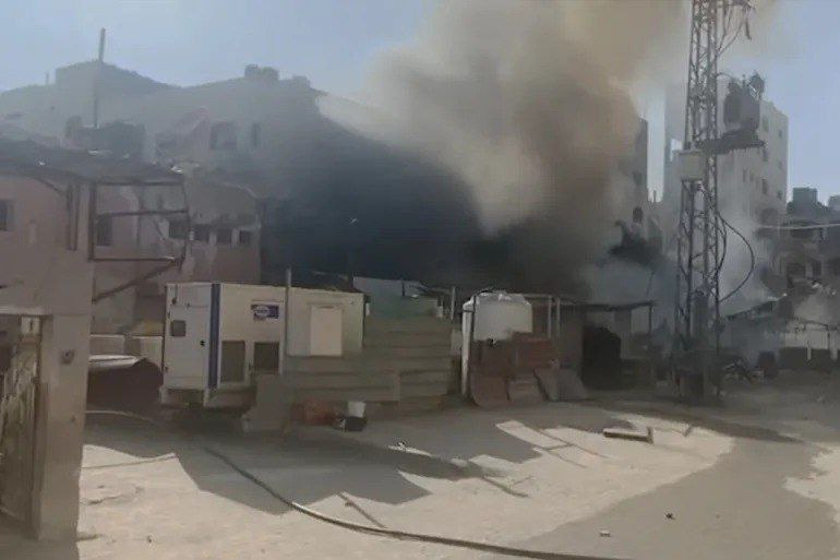 BREAKING: Israeli Army Blows Up Robots Near Gaza Hospital!