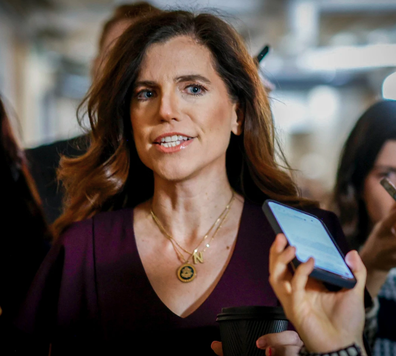 BREAKING: MAGA Congresswoman Nancy Mace Caught Faking Praise!