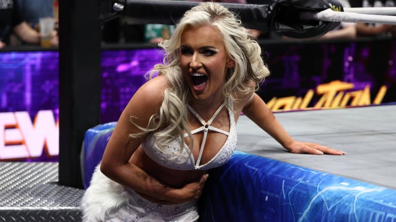 BREAKING: Mariah May Joins WWE – Fans Split on Controversial Move!