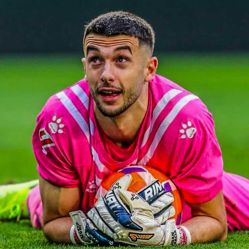 Breaking: Espanyol's Joan Garcia Sparks Bidding War! €25M Clause!