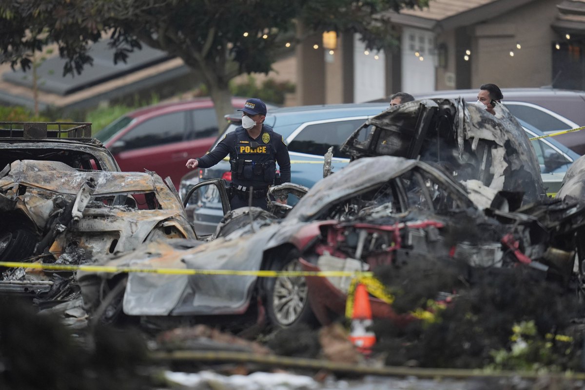 Breaking: Small Plane Crash in San Diego Leaves 2 Dead, 8 Hurt!