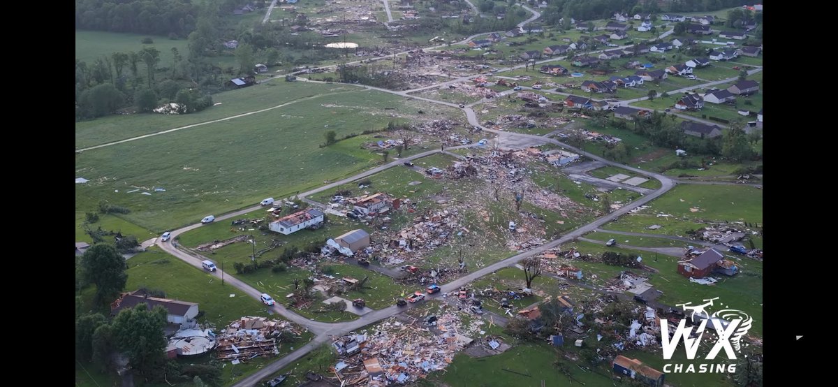 Catastrophic Tornado Devastates London, KY: 9 Dead, Town in Ruins!