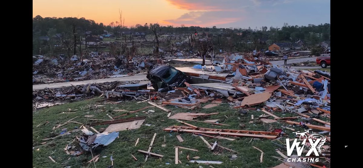 Devastation in London, KY: Homes Obliterated, 9 Dead!