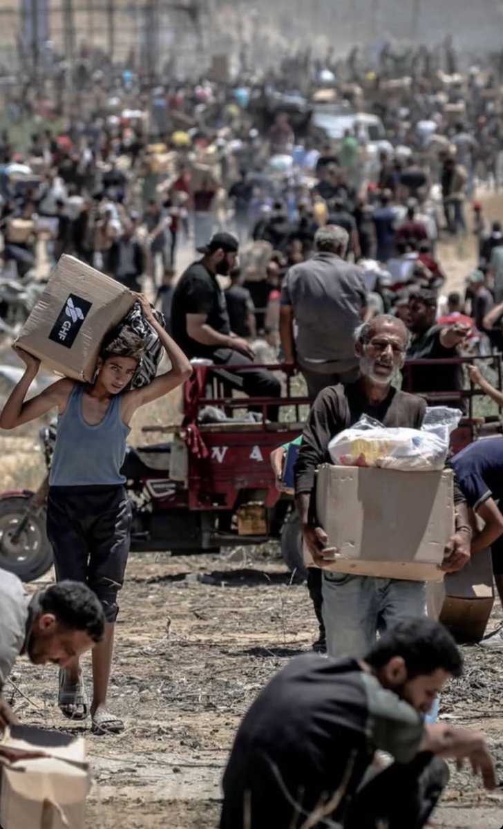 Israeli Fire Claims Lives of Starving Civilians Near Aid Camp!