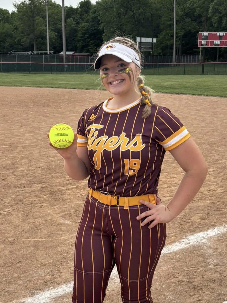 Kinley Webb's Epic Hit Sparks Controversial Sectional Win!