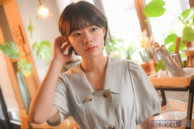 Lee Jae In's Controversial Role: Elite Pressure in Rural Drama!