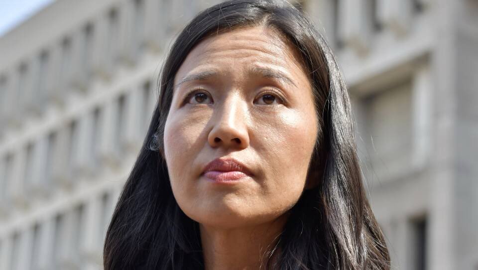 New Essay Exposes Mayor Wu's Sister's Hidden Life of Luxury!