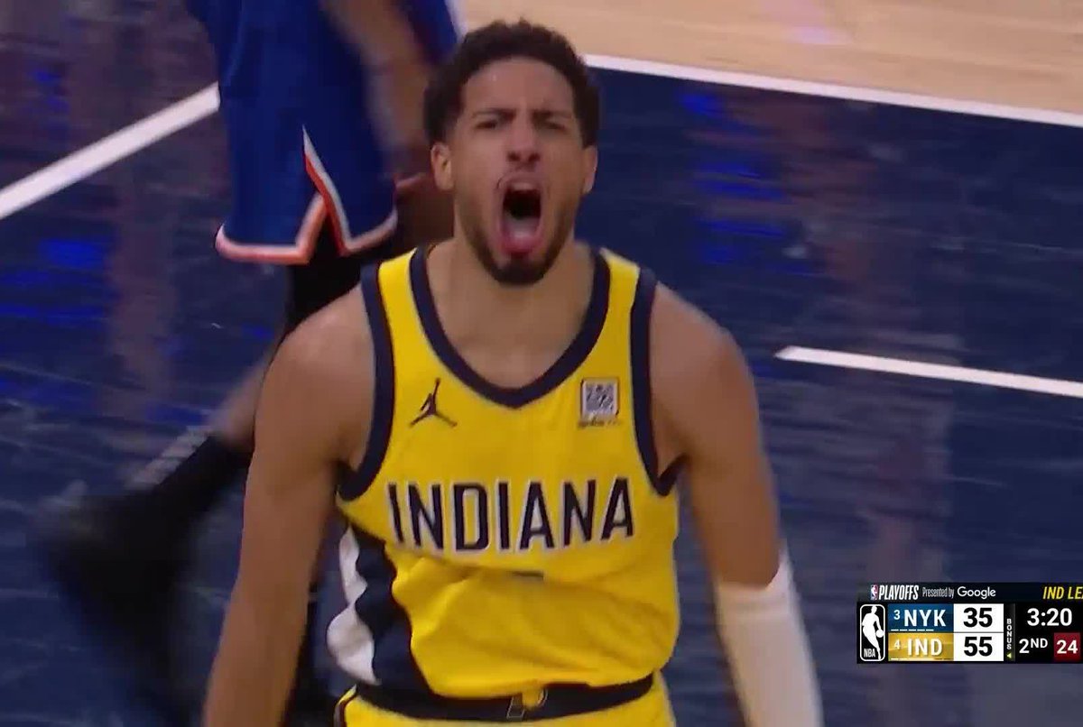 PACERS' 20-PT LEAD: A Controversial Ref Call Sparks Outrage! 🤯