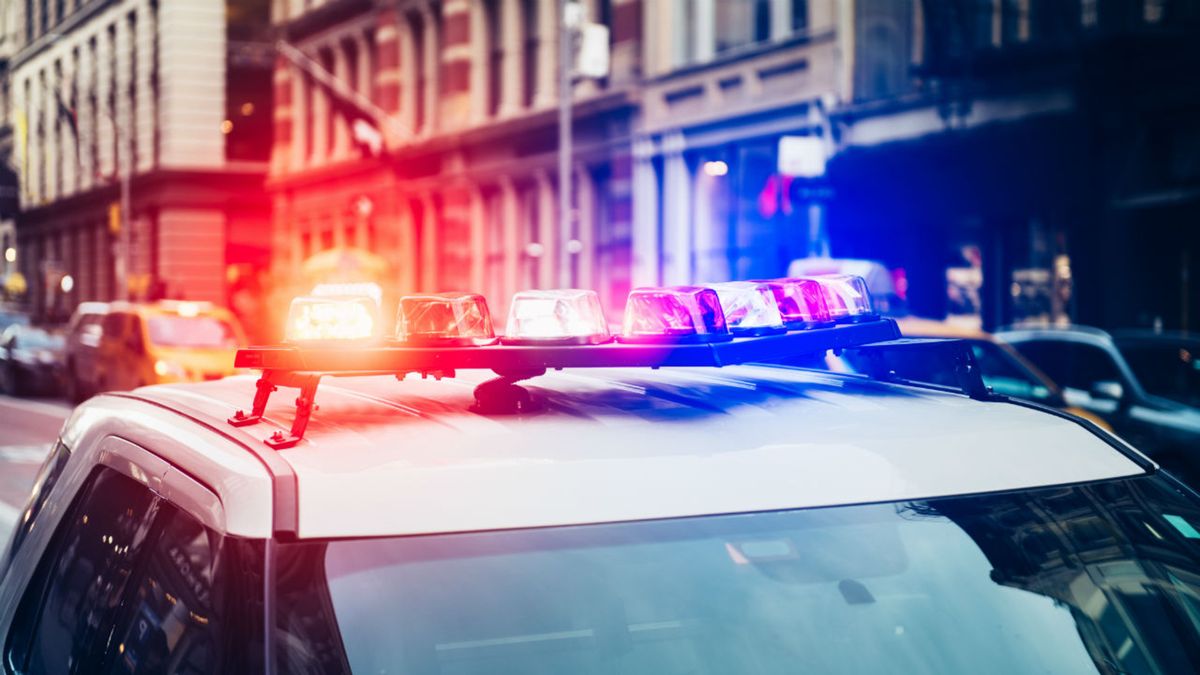 Shocking Attack: MTA Worker Assaulted with Pipe in Boerum Hill