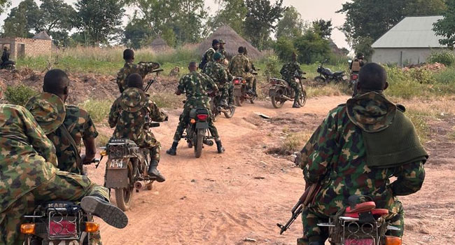 Shocking Betrayal: 18 Soldiers & 15 Police Arrested for Arms Trade!
