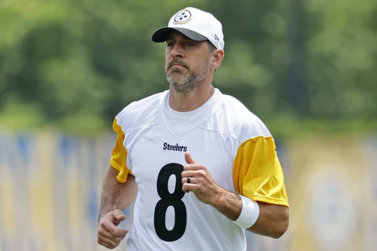 Aaron Rodgers' Family Questions His Offseason Marriage Claims!
