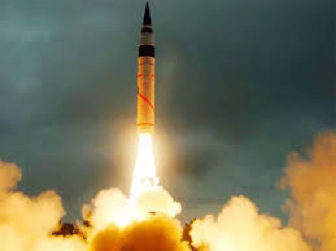 BREAKING: Houthi Forces Launch Ballistic Missile at Israel!