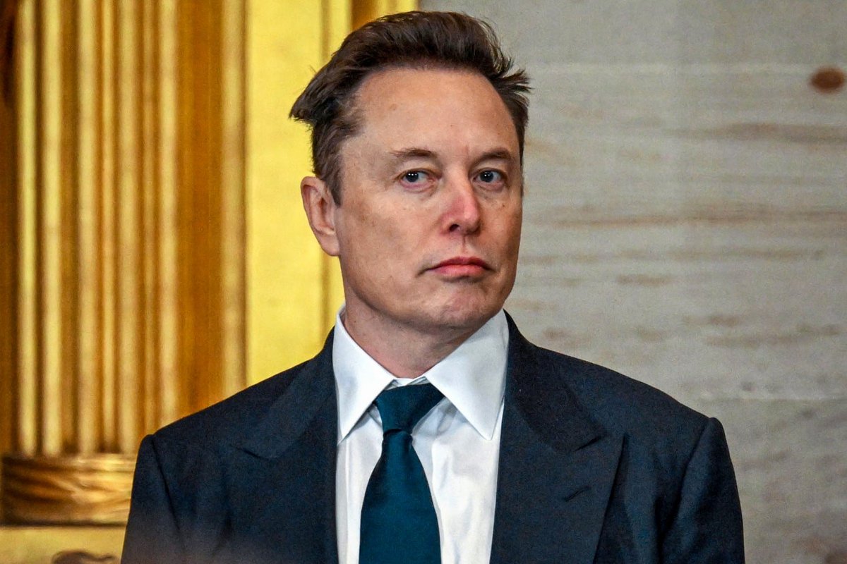 BREAKING: Musk to Decommission Dragon After Trump's Shocking Demand