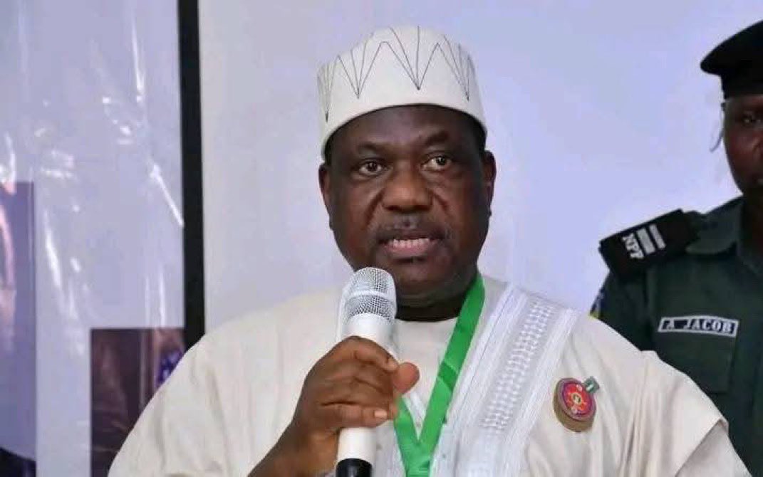 BREAKING: Senator Akume Resigns Just Hours After Ganduje Quits!