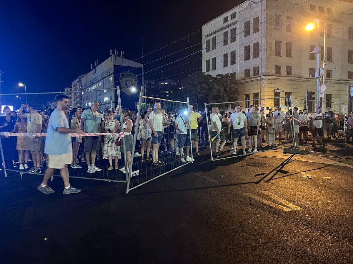 BREAKING: Serbia's Cities Erupt as Barricades Ignite Tensions!