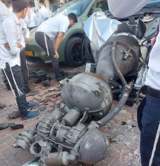 🚨BREAKING: Shahab-3 Missile Engine Found in Tel Aviv Streets!