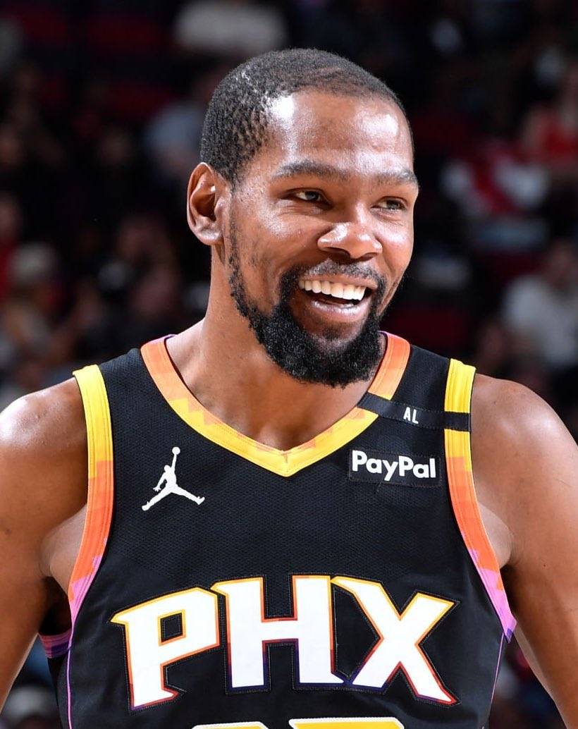 BREAKING: Suns Shock League, Trade Durant to Spurs!