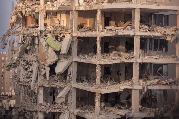 Destruction Unleashed: 22 Israeli Buildings to Fall After Iran Missile Strike!