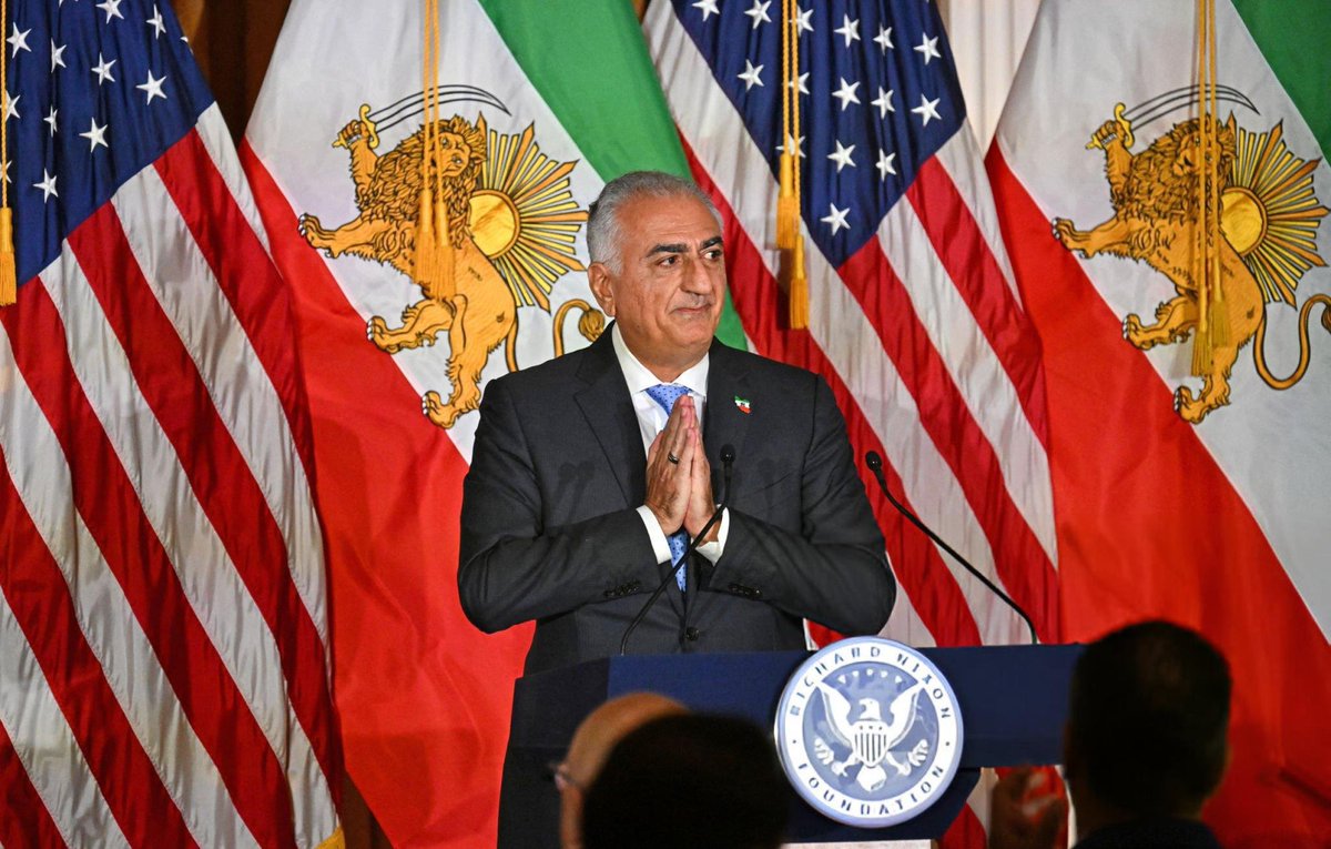 Exiled Shah Claims Iran's People, Not Regime, Are Diplomatic Partners