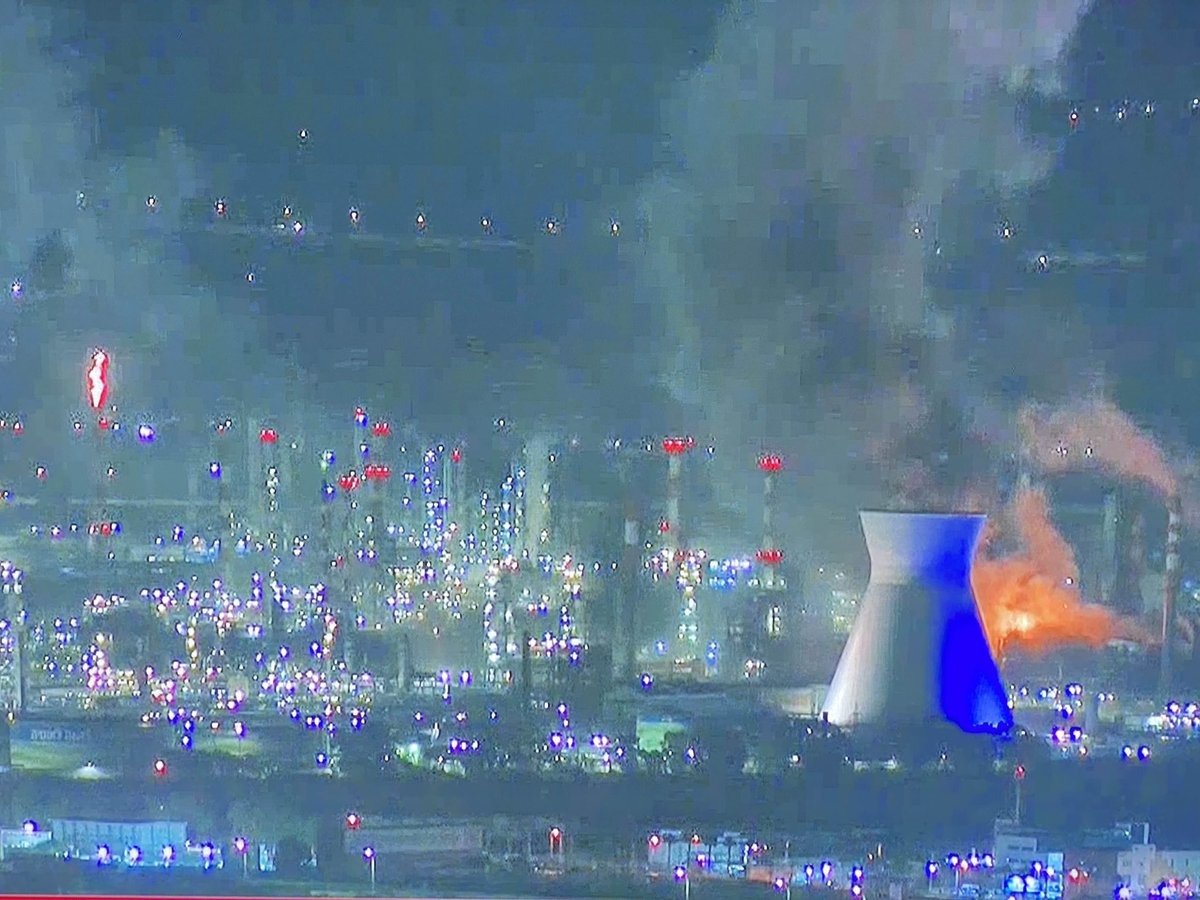 Explosions Rock Haifa: Oil Refinery Targeted in Shocking Attack!