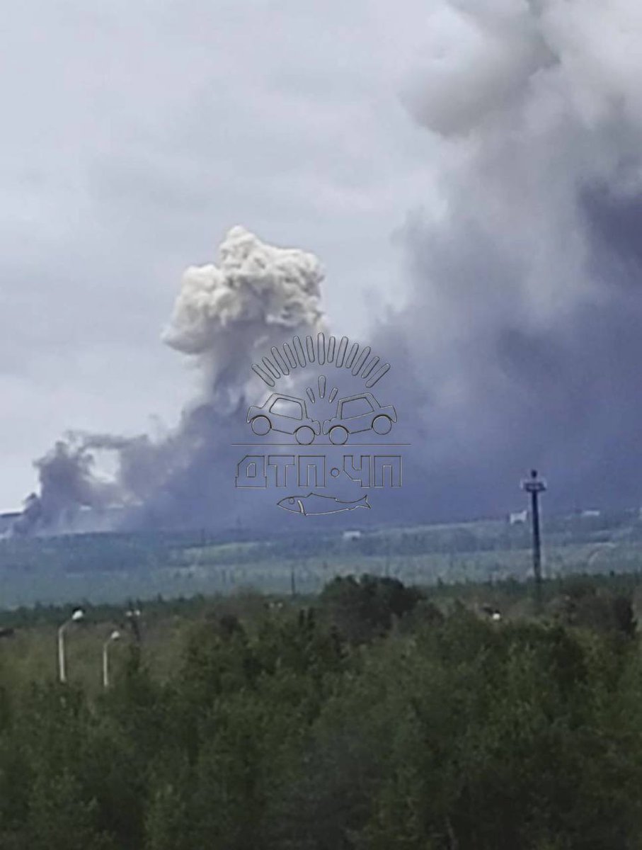 Explosive Chaos Erupts at Olenya Air Base: 10 Loud Blasts Reported!