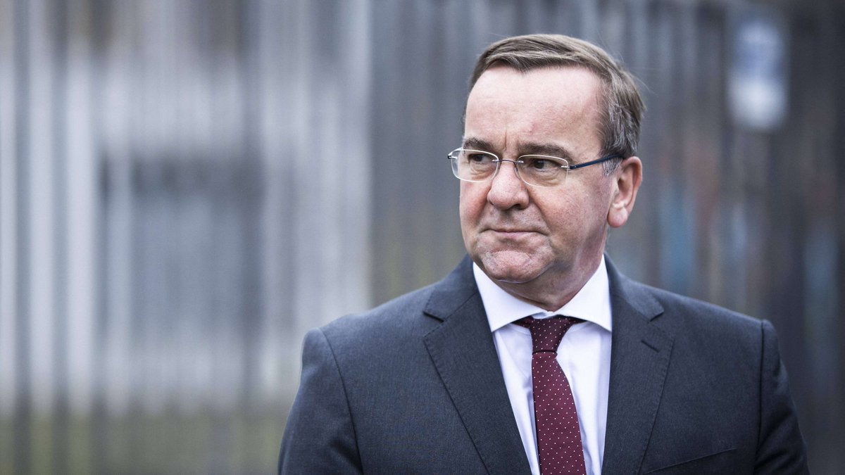 Germany's Defense Minister: U.S. Strikes Key to Global Stability!