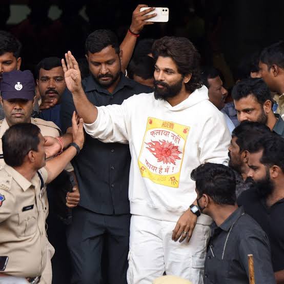 Hyderabad Stampede Shocker: Allu Arjun Arrested Amid Chaos!  
Bengaluru Stampede: What Really Happened? Explosive Revelations!