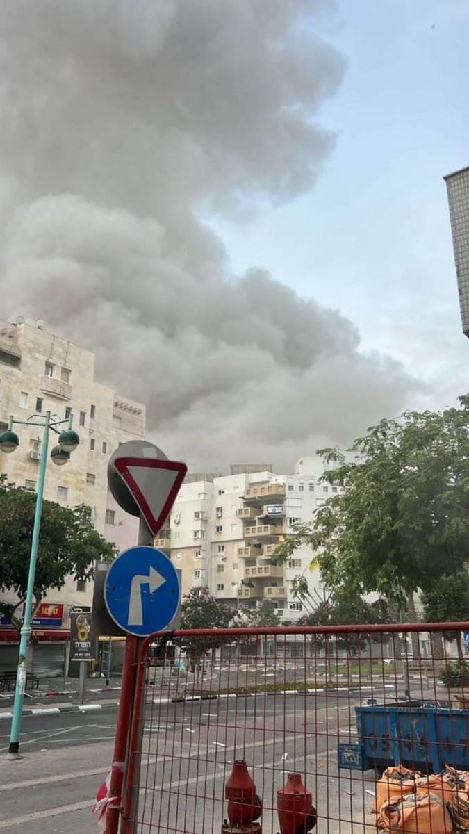 Iranian Missile Strike: Beersheva Hit, Medics Rush to Scene!