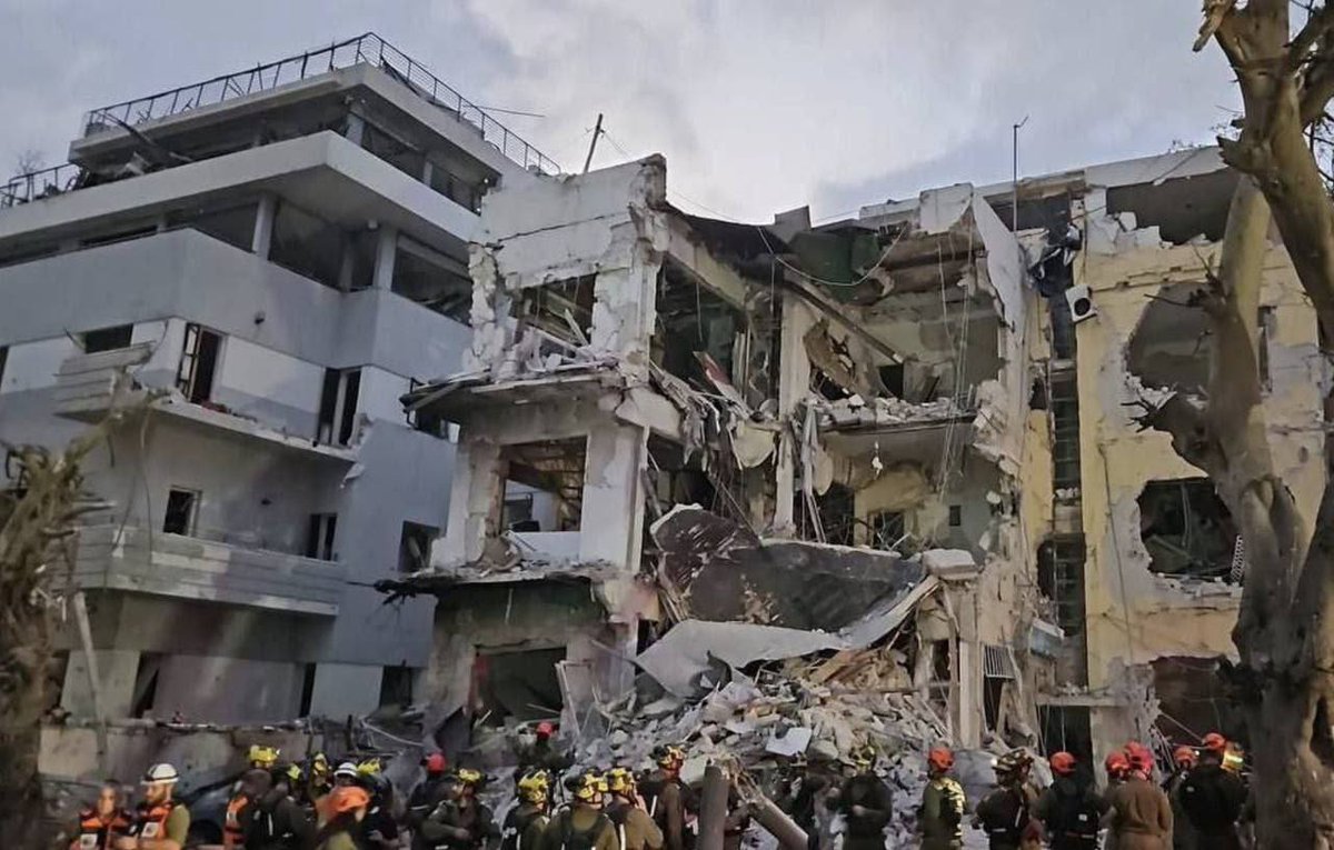 Iran's Missile Barrage: 100 Strikes on Israel Ignite Global Outrage