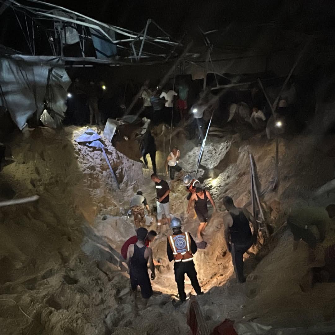 Israeli Bombing Devastates Al-Buraq Camp: Rescue Efforts Underway