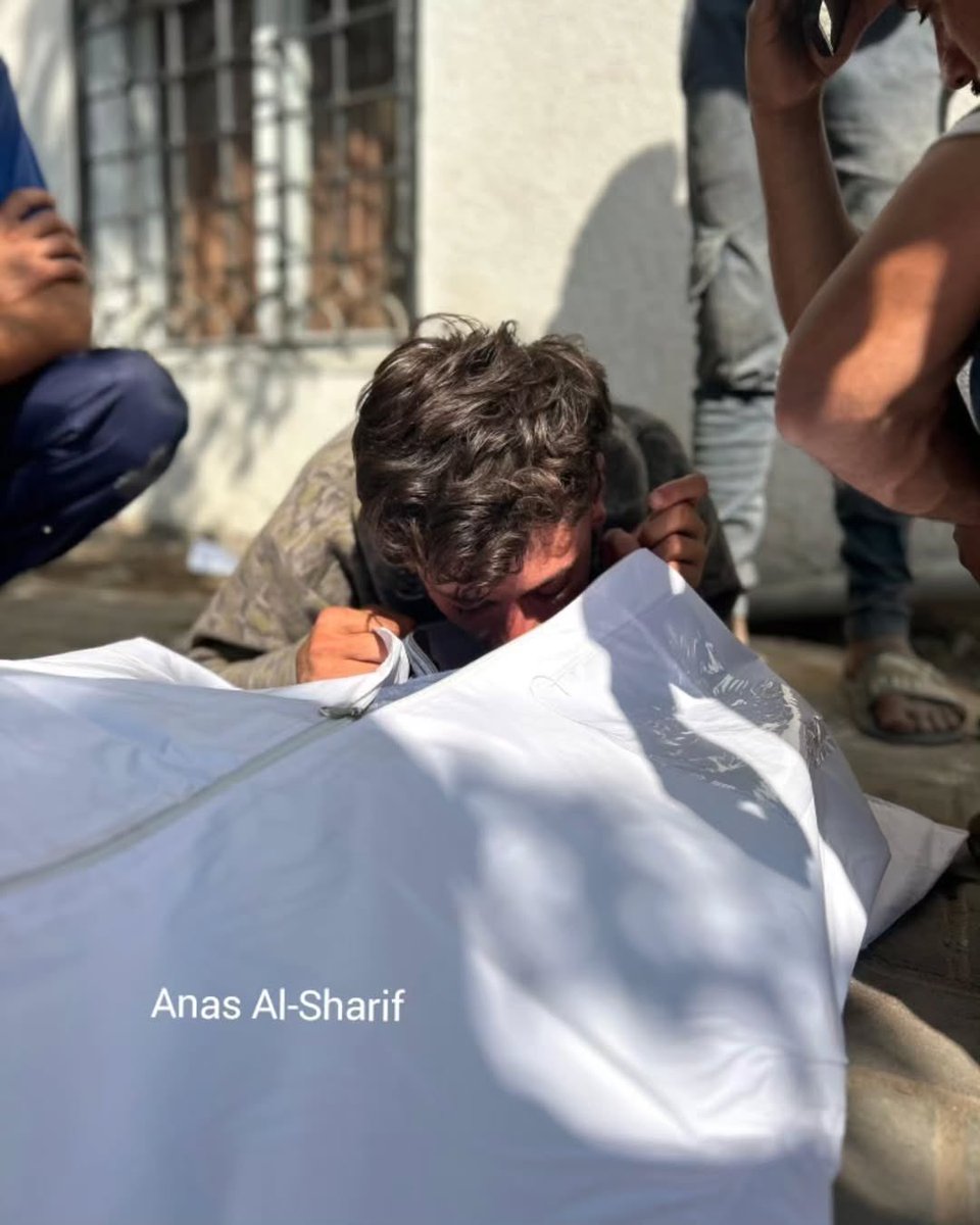 Israeli Forces Kill 30+ Palestinians in Controversial Aid Standoff
