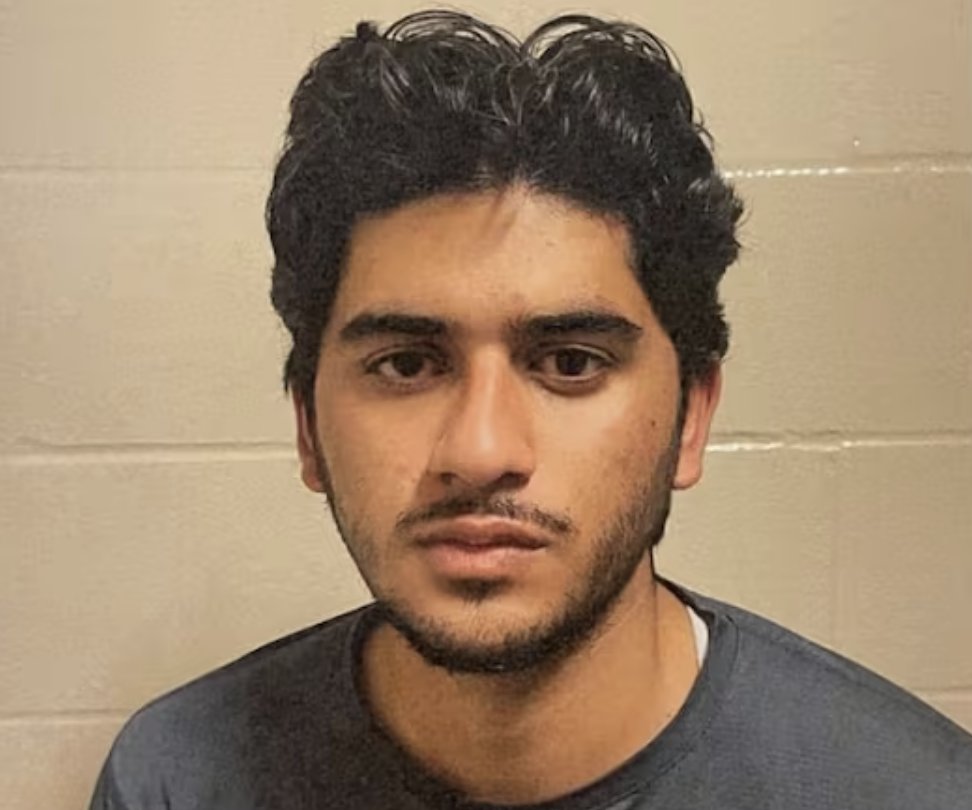 🚨JUST IN🚨Pakistani ISIS Supporter Extradited for NYC Mass Shooting!