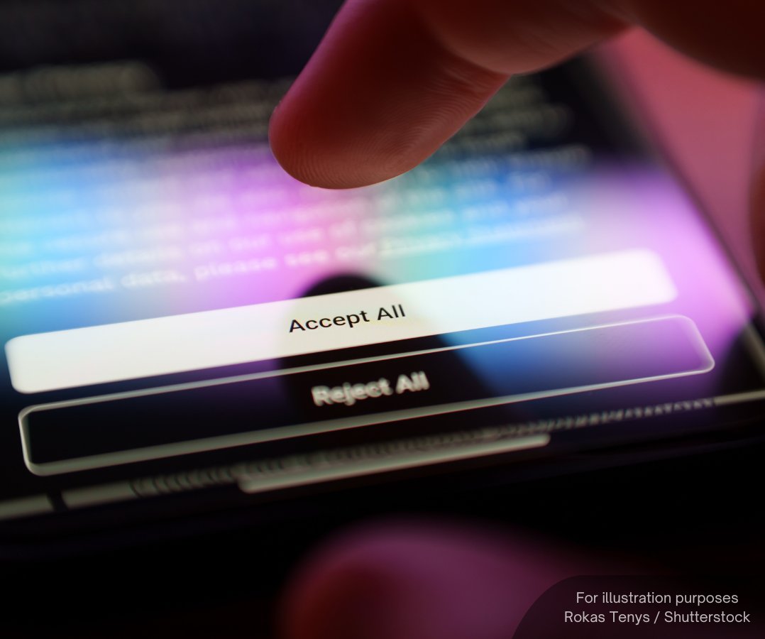 Malaysia's Shocking Move: Telecoms Forced to Hand Over User Data!